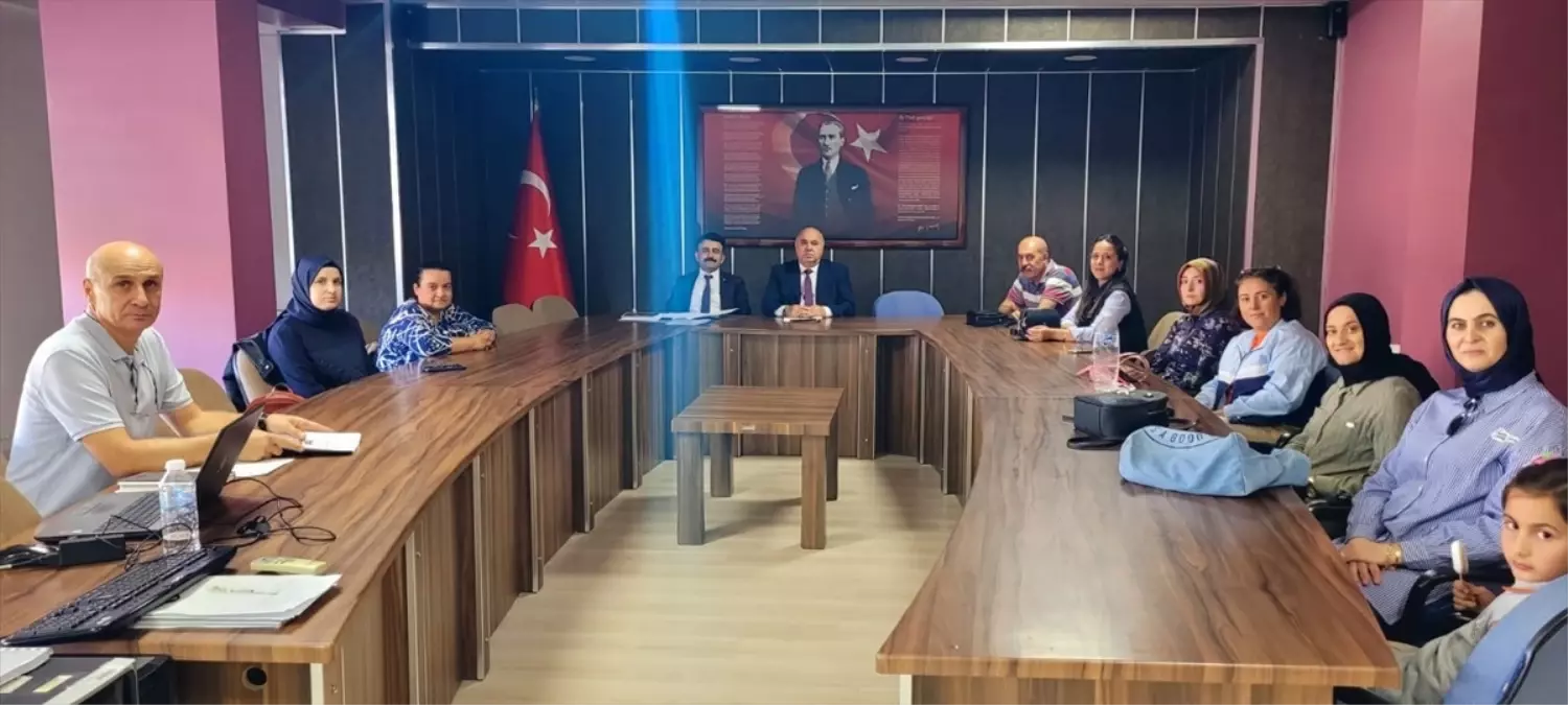 Yeni Müfredat Toplantısı Gümüşhacıköy’de